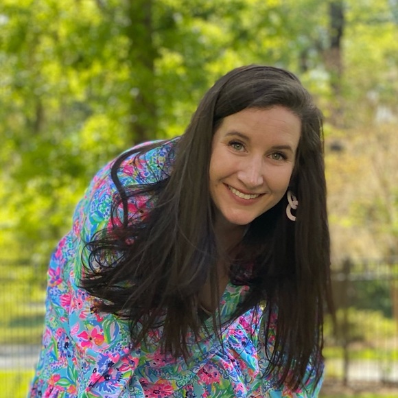 Meet your Posher, Allison - Picture 1 of 1